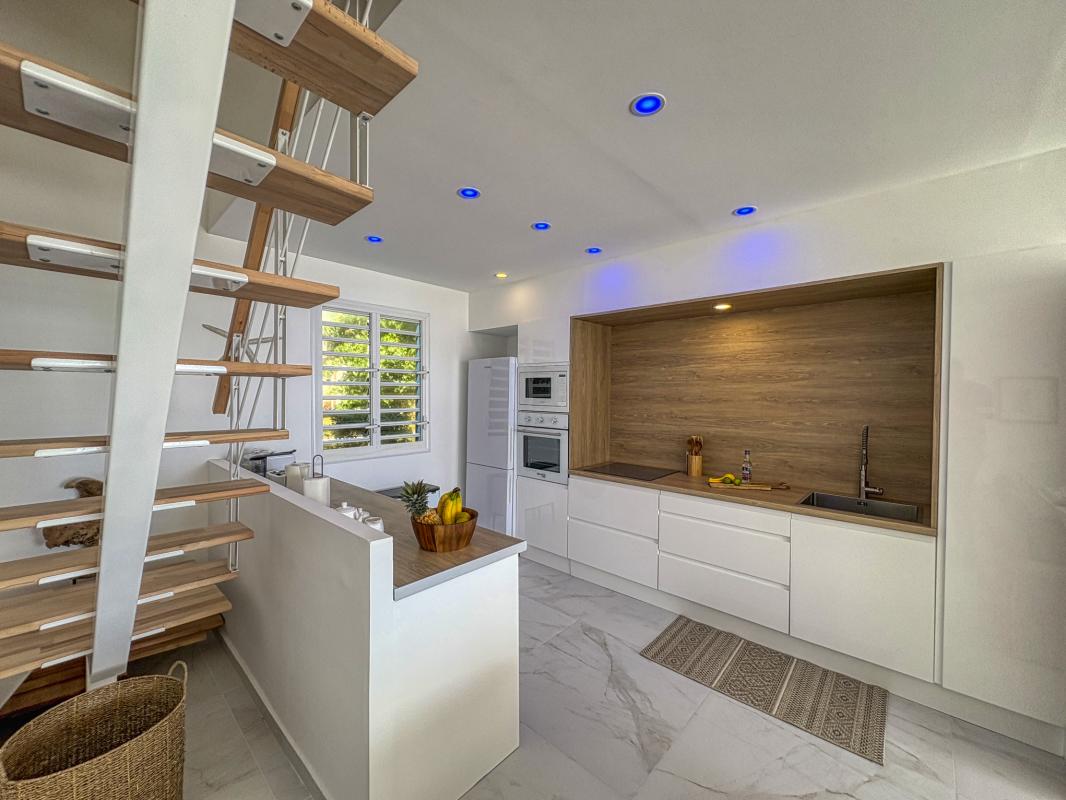 19.Location villa pied dans l'eau Saint François Guadeloupe_Cuisine